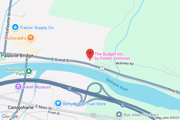 Hotel East Grand Mohawk River