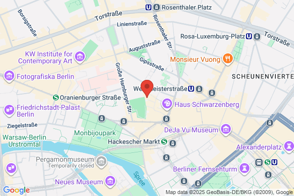 Berlin Gift Chalet
