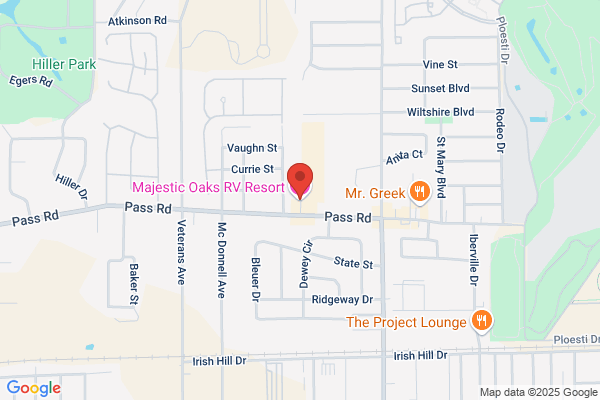 Majestic Oaks RV Resort