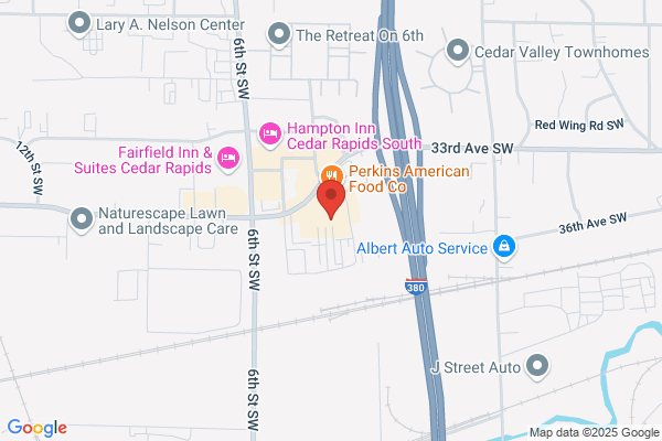 Holiday Inn Express & Suites Cedar Rapids-I-380 @ 33rd Ave, an IHG Hotel