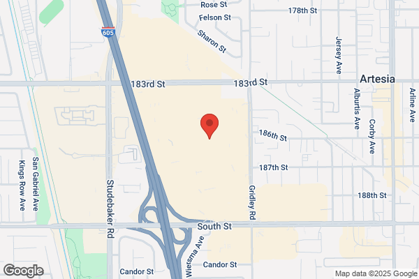 Lazy Dog Restaurant & Bar
