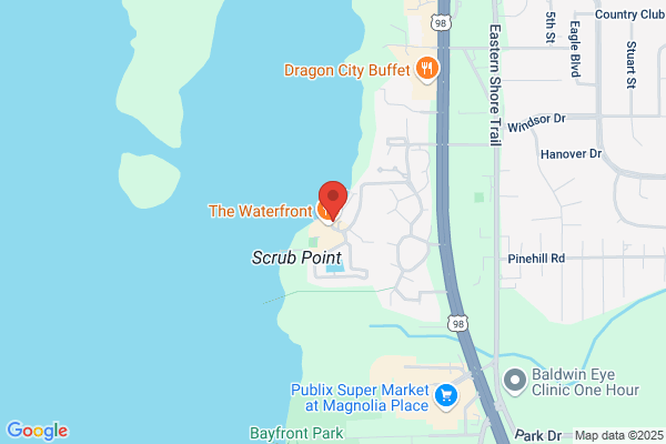 Lake Forest Yacht & Country Club, Yacht Club
