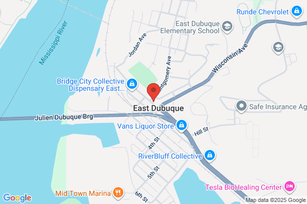 East Dubuque Garage