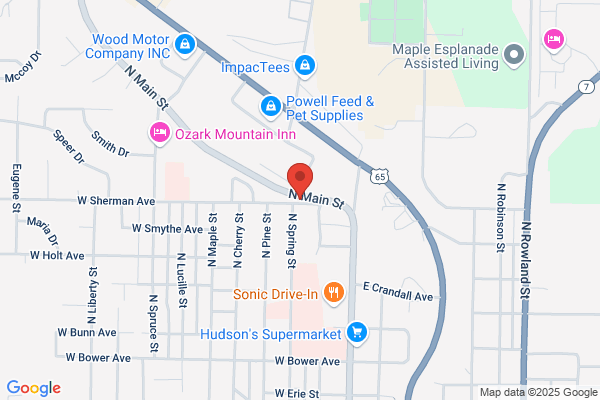 Ozark Auto Body & Towing