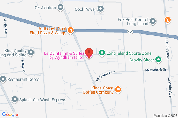 La Quinta Inn & Suites Islip MacArthur Airport