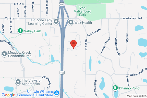 Oaks Lincoln Apartments & Townhomes