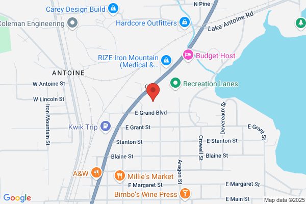 Holiday Inn Express & Suites Iron Mountain, an IHG Hotel
