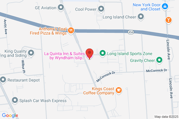 La Quinta Inn & Suites Islip MacArthur Airport