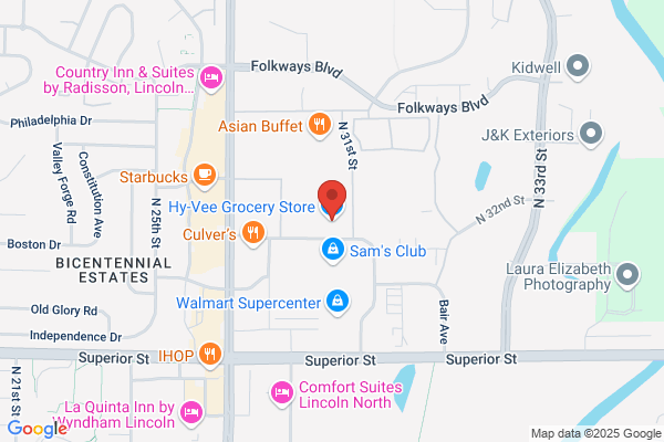 Hy-Vee Grocery Store