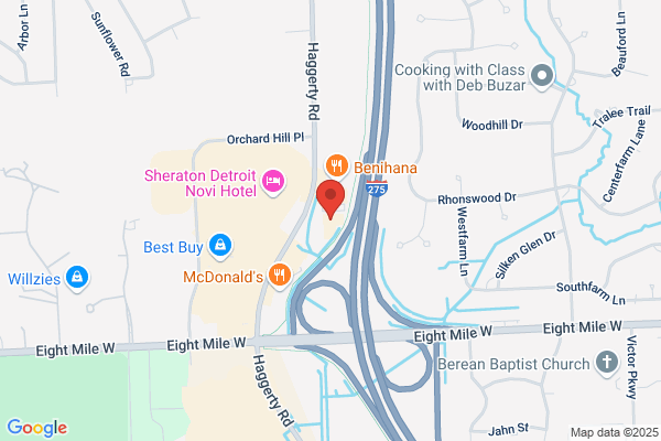 Holiday Inn Express & Suites Detroit - Farmington Hills, an IHG Hotel