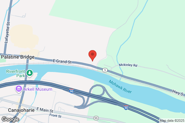 Hotel East Grand Mohawk River