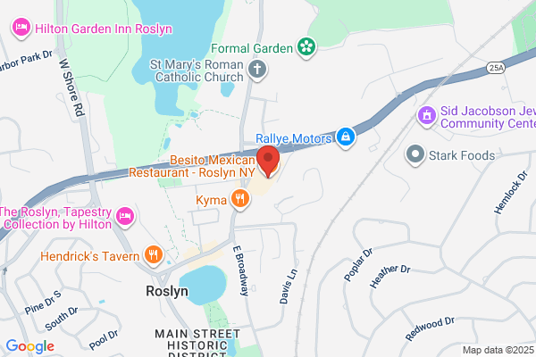 Harbourview Shoppes In Roslyn