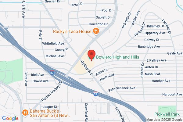 Bowlero Highland Hills