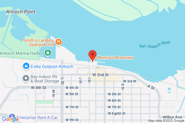 Mona's Riverview Lounge