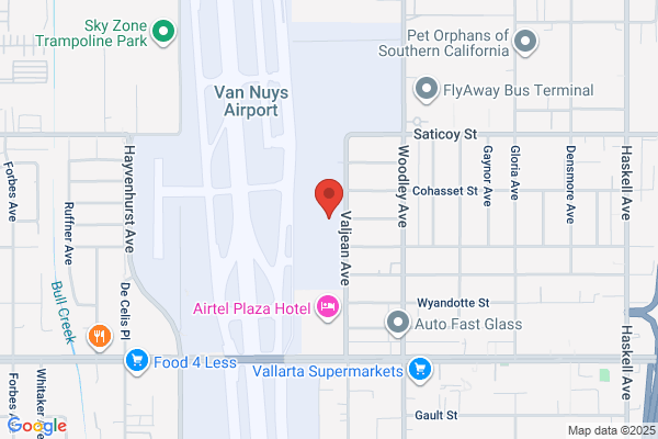 Clay Lacy Aviation Executive Jet Charter