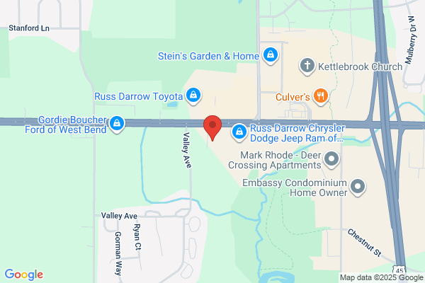Russ Darrow Nissan of West Bend Service Center